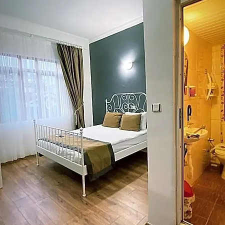 Hotel Efsali Kaleici 2*