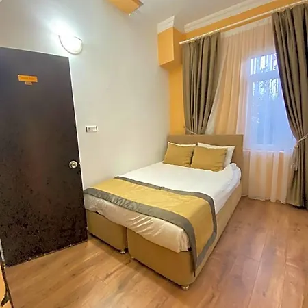 Efsali Kaleici Hotel 2*