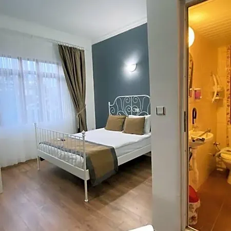 Hotel Efsali Kaleici 2*