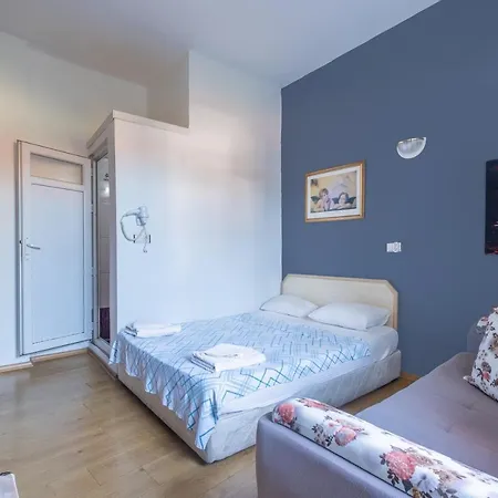 Efsali Kaleici Hotel 2*